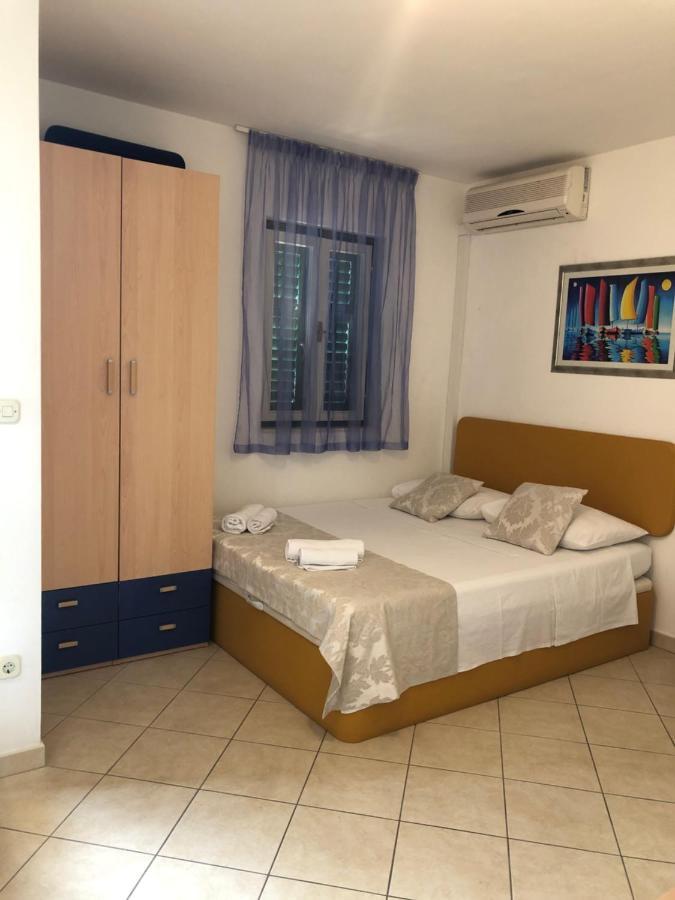 Apartments Josip Bol Esterno foto