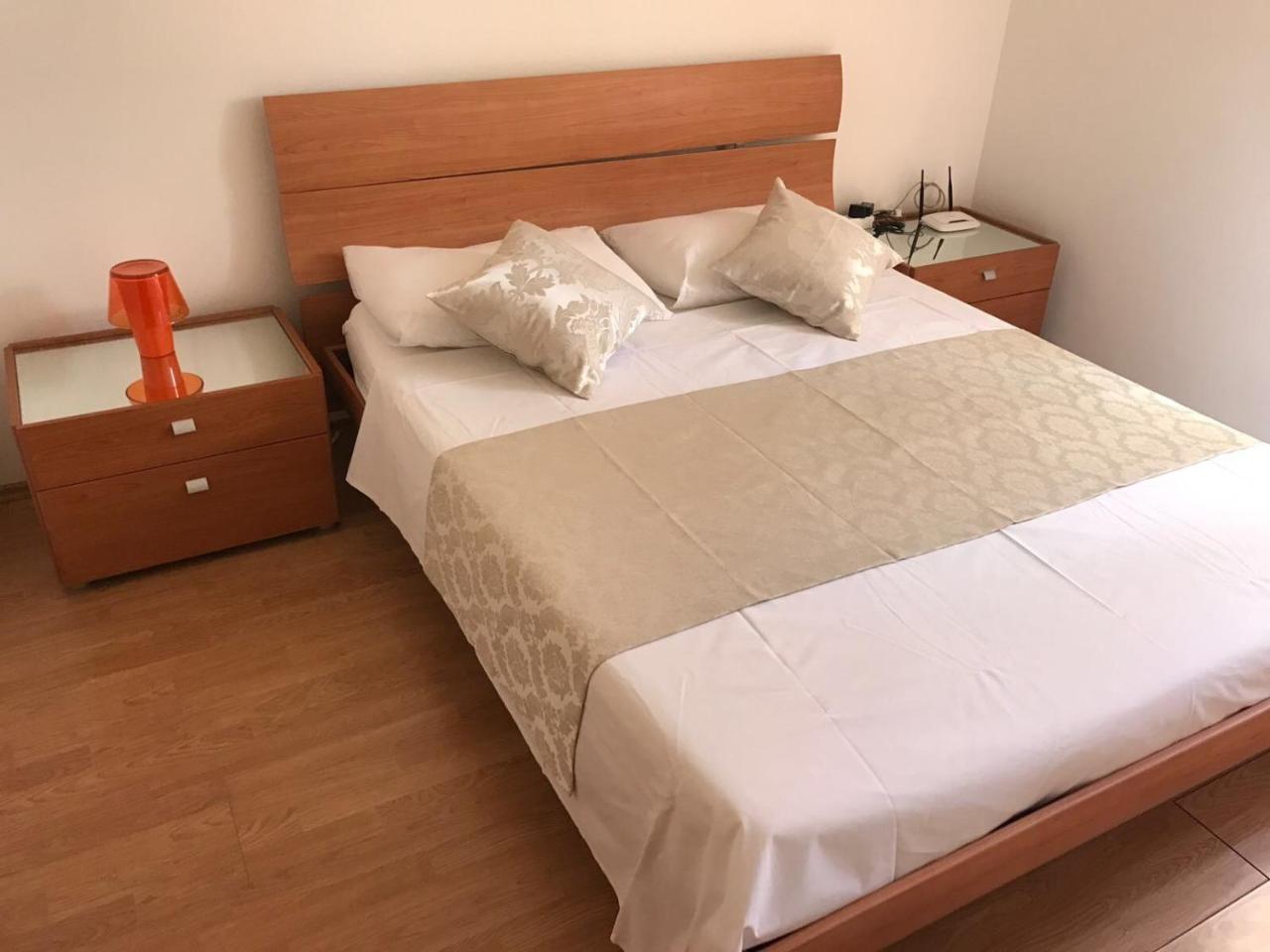 Apartments Josip Bol Esterno foto